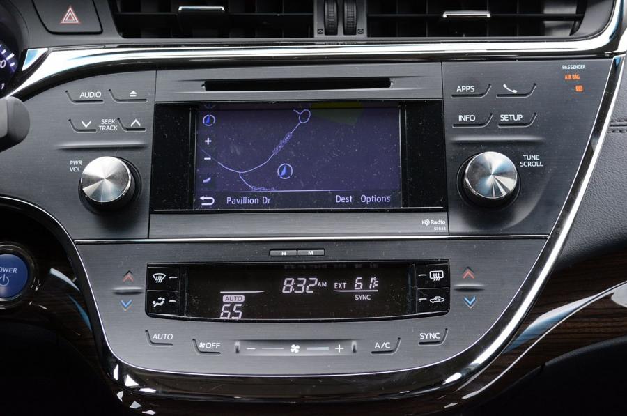  Toyota Avalon Hybrid 2013 года  (фото 28 из 42)